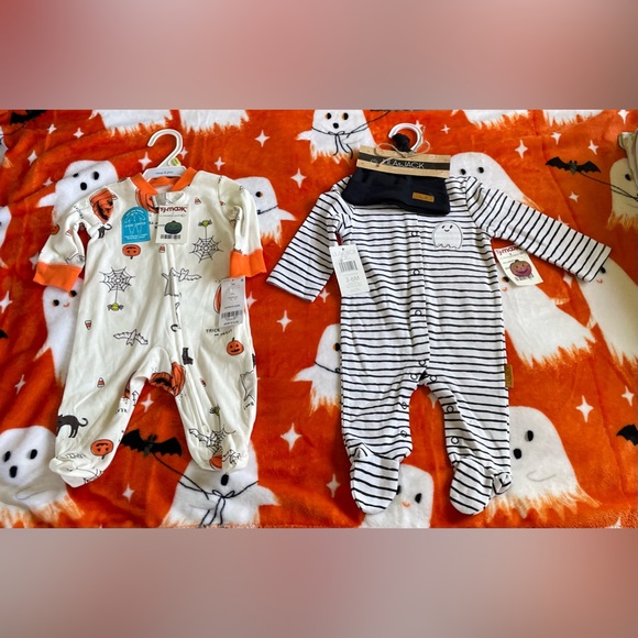 2 Infant Halloween Onsie / Outfit - Picture 13 of 14